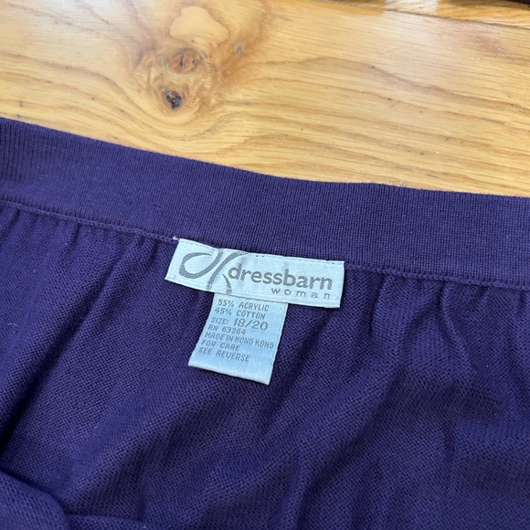 Embroidered Cardigan and Skirt Set - Picture 6 of 8